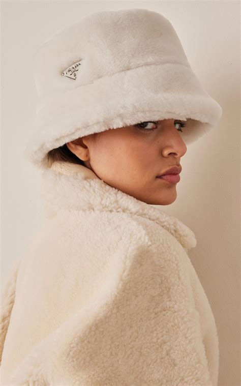 prada bucket hat furry